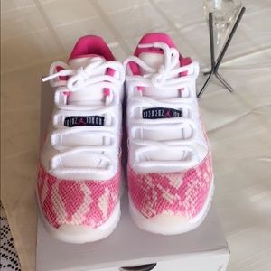 Air Jordan Retro Women 11s